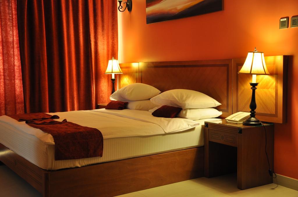 La Rosa Hotel By Brother International Mascate Extérieur photo