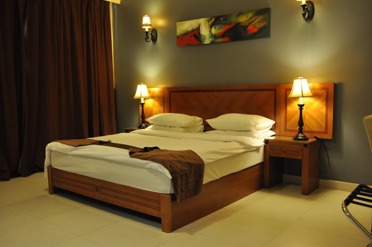 La Rosa Hotel By Brother International Mascate Extérieur photo