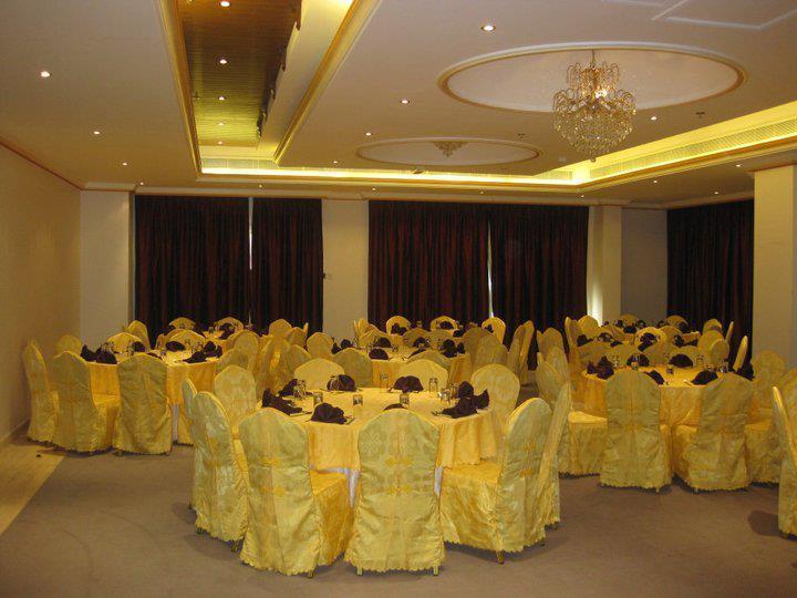 La Rosa Hotel By Brother International Mascate Extérieur photo